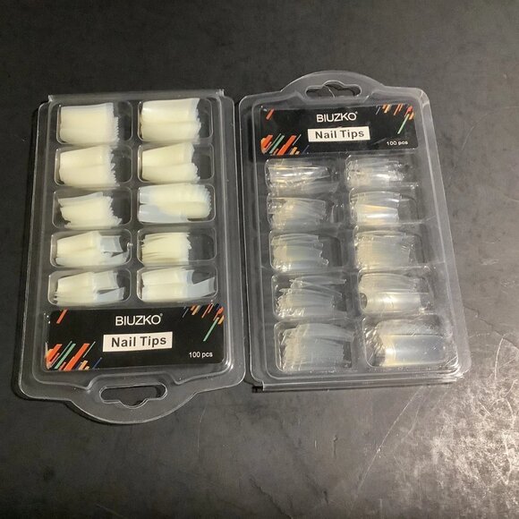 LOT #18 HUGE LOT NAIL TIPS There Are 100’s Of Them All Sizes All Shapes NEW - Picture 4 of 8